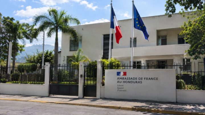 Embajada de Francia en Honduras anuncia tres vacantes laborales para 2026