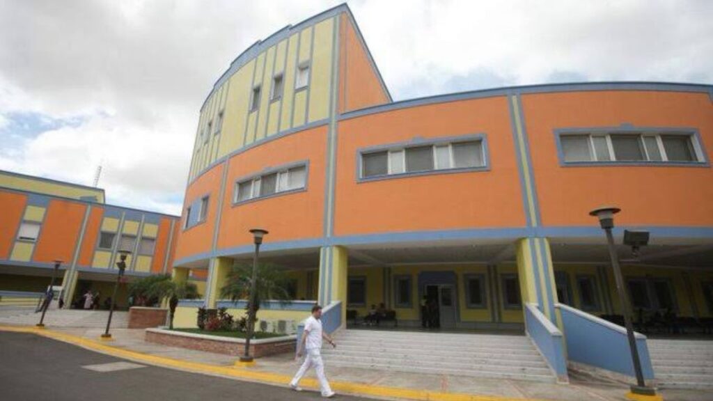Vacantes del Hospital María y requisitos para aplicar a dos plazas permanentes